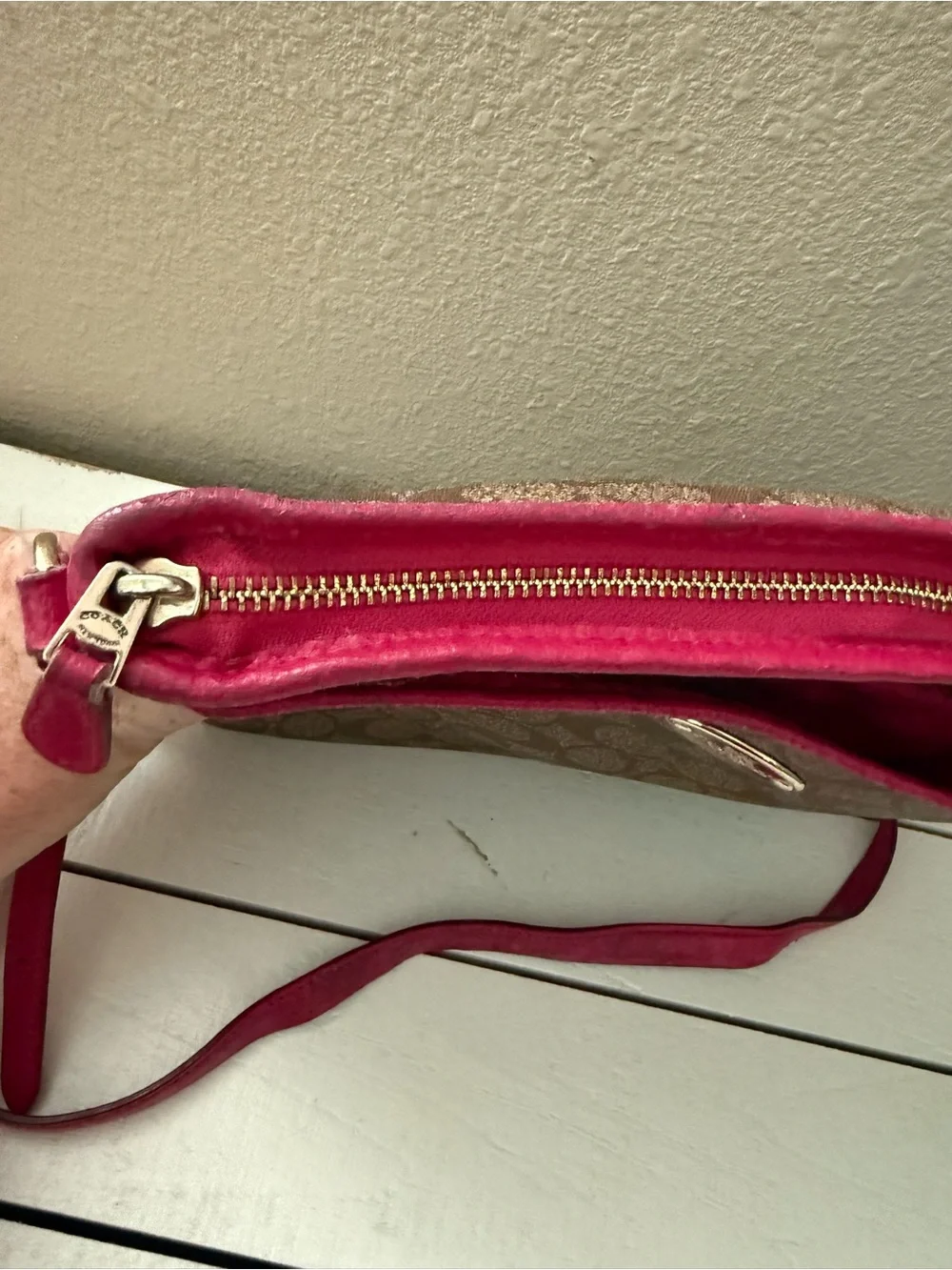 Coach crossbody signature